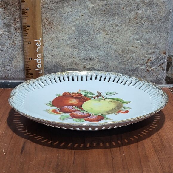Vintage Decorative Plate Fruit Design Pierced Gilded Gold Edge - Picture 10 of 11
